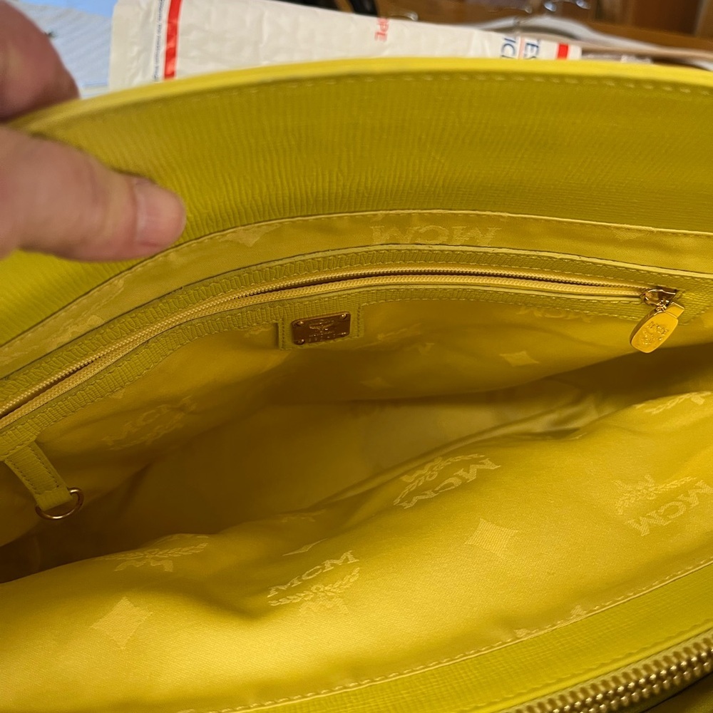 MCM Yellow Tote Bag GUc AUTHENTIC - Picture 9 of 16
